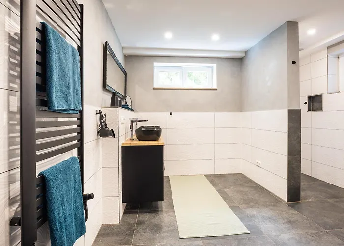 Modernes In 1 Apartamento Mistelgau